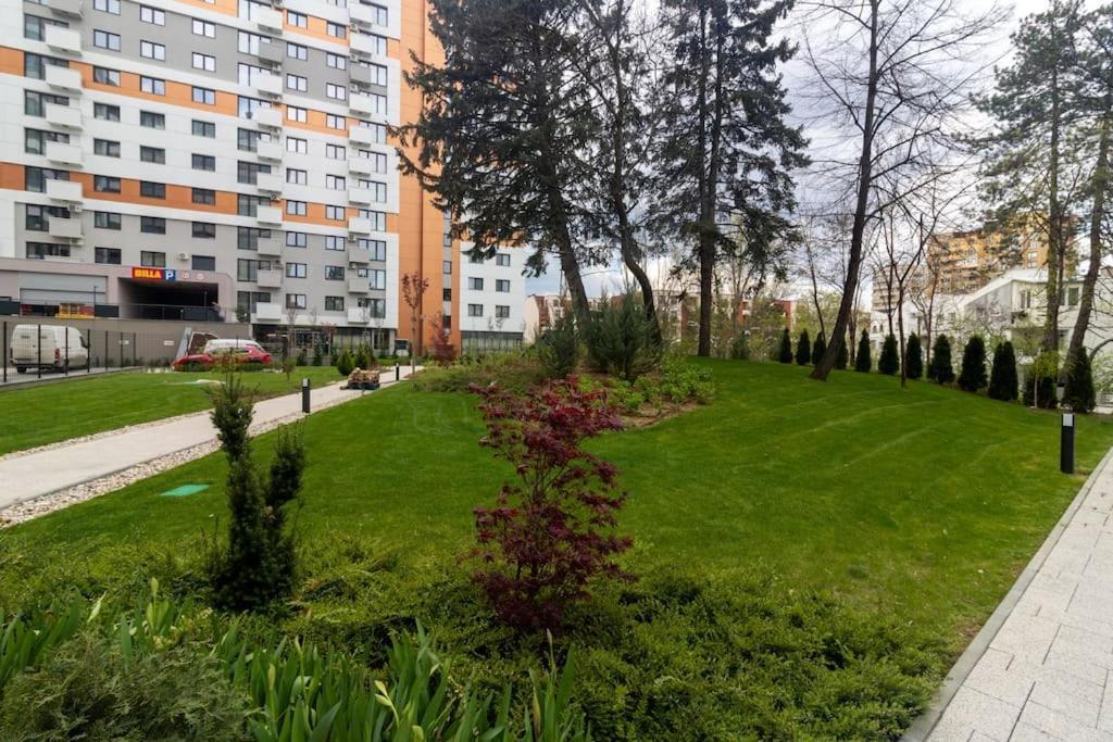 Georgi'S 1 Bedroom Quiet Apartment With Garage София Экстерьер фото